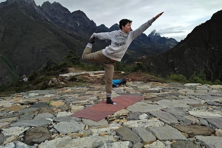 Everest Base Camp Yoga Trek: 15-Day Guided Himalayan Trek & Daily Yoga photo 4
