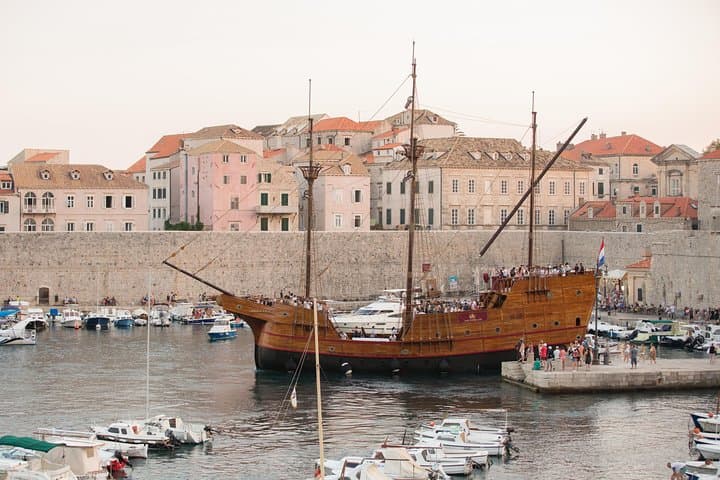 Dubrovnik Sunset Cruise on the Karaka: Sea, History, and Golden Hour photo 4