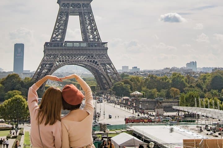 Private 10‑Hour Shore Excursion to Paris from Le Havre — Official Guide & Highlights photo 5