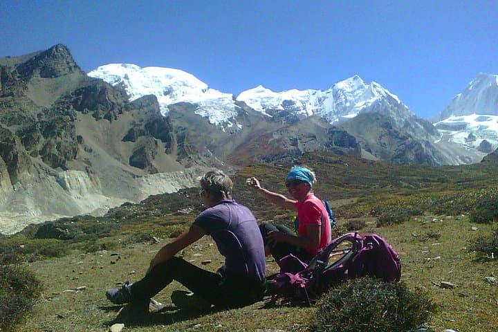 Annapurna Circuit Trek: 15-Day Thorong La High-Altitude Trek in Nepal photo 1