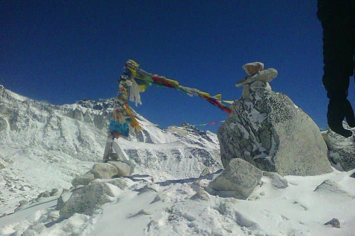Annapurna Circuit Trek: 15-Day Thorong La High-Altitude Trek in Nepal photo 2