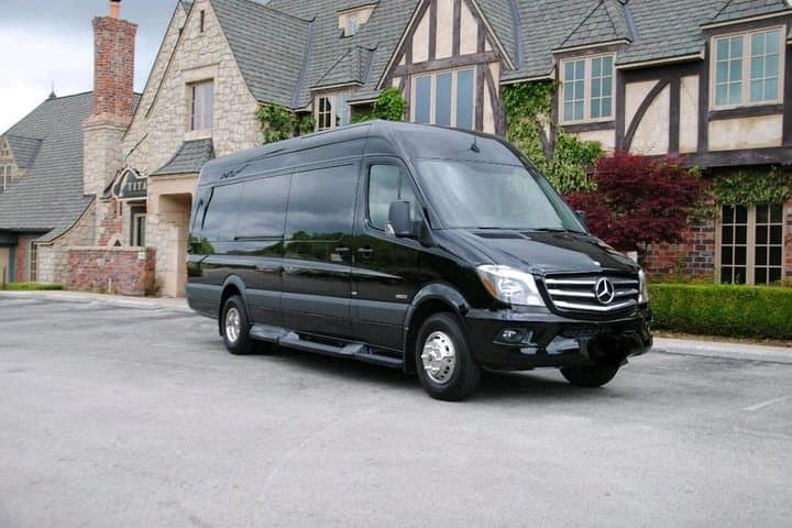 Miami & Fort Lauderdale Party Bus: Luxury Sprinter Limo Private Tour photo 3