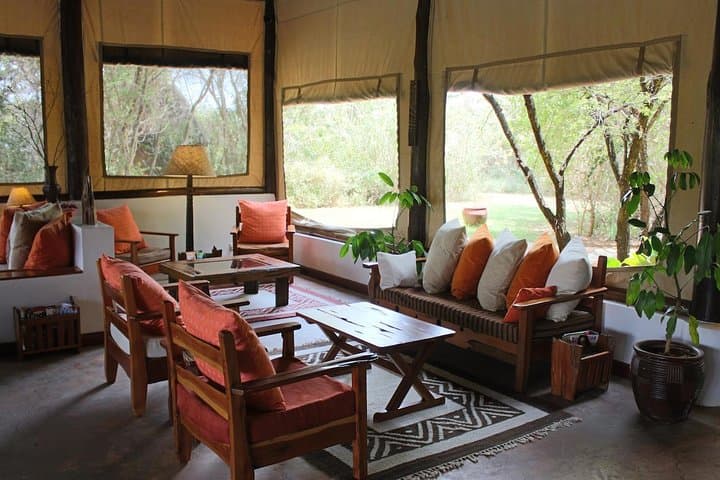 5-Day Safari to Masai Mara, Lake Nakuru & Naivasha — Rift Valley Wildlife Expedition photo 2