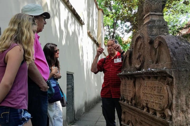 Stories of Jewish Prague: Guided Walking Tour of Josefov's Synagogues & Old Jewish Cemetery photo 5