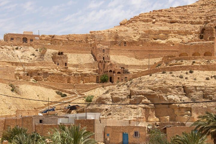Tataouine to Chenini: Day Trip to Ksours, Ksar Hadada & Salt Flats photo 3