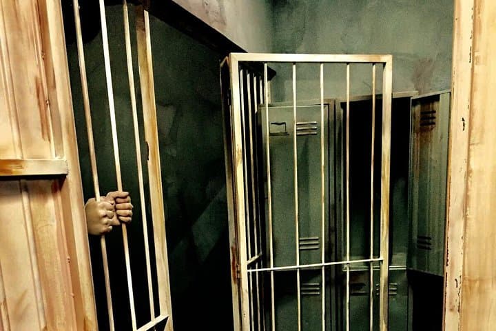 Escape from Prison: Live Room Escape Game in Guadalajara photo 4