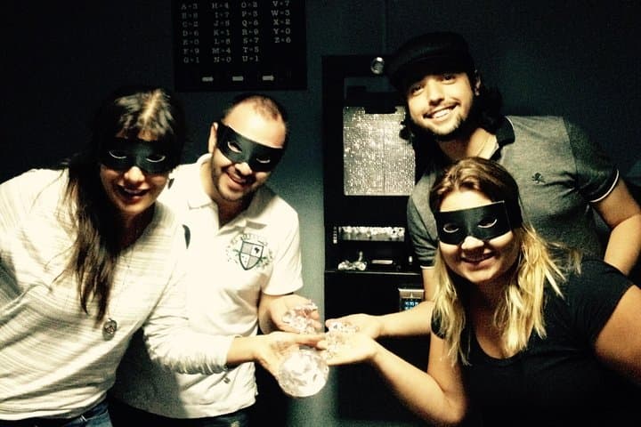 Beat the Heist: Central Bank Robbery Escape Room in Guadalajara photo 4