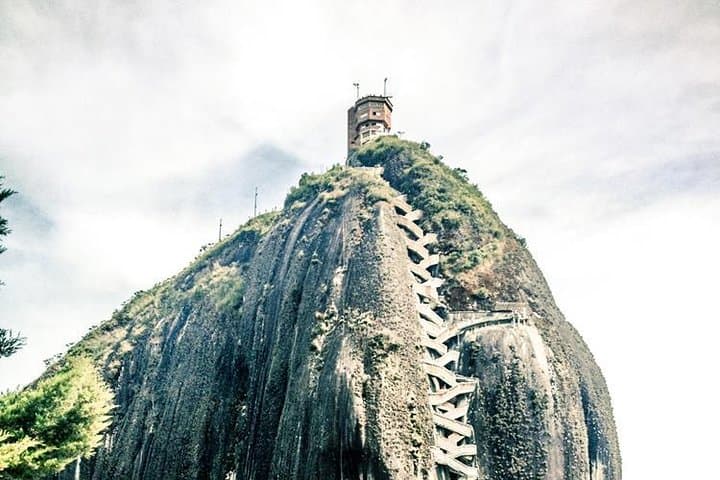 Guatape Day Trip: Piedra del Peñol, Coffee Farm & Lake Activities photo 5