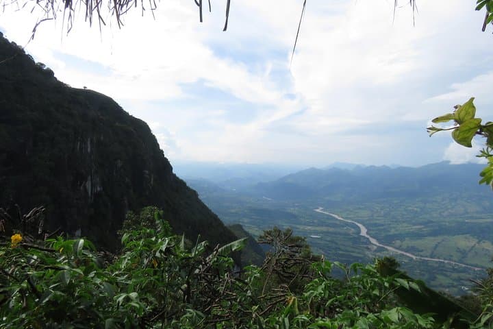La Cascada Arcoiris: Coffee Farm & Rainbow Waterfall Tour in Jericó photo 2