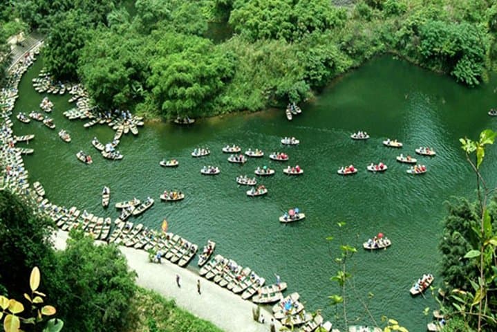 Mua Cave Cycling & Trang An Sampan Day Trip from Hanoi