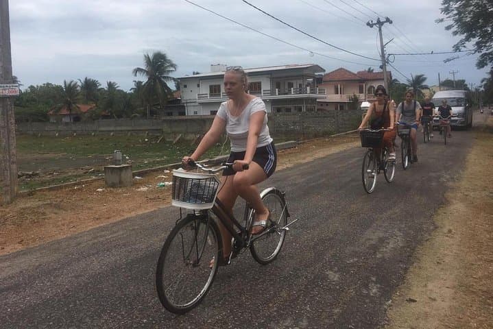 Cycling Jaffna City: Afternoon Bike Tour to Jaffna Fort, Nallur Temple & Coastal Villages photo 4