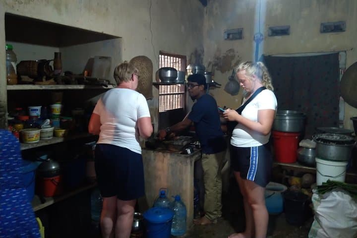Jaffna Home Cooking Class: Learn Mutton Curry & Pittu in a Local Kitchen photo 5
