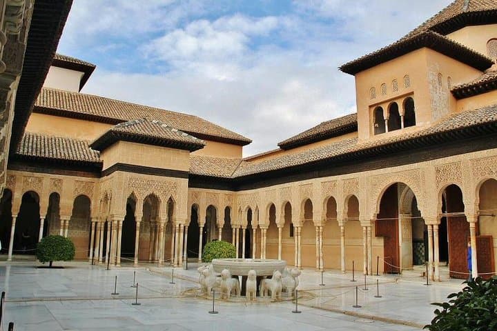 Private Alhambra and Granada Tour from Málaga or Marbella photo 6