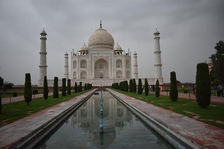 Dawn at the Taj: Private Day Trip to Agra from Delhi by Car photo 3