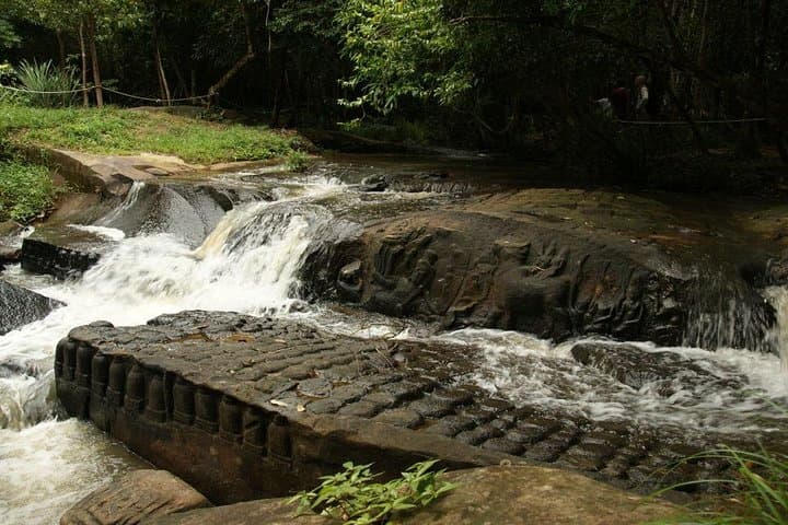 Private Kbal Spean & Banteay Srei Day Tour from Siem Reap photo 2