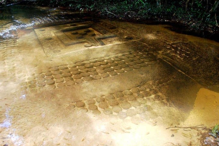 Private Kbal Spean & Banteay Srei Day Tour from Siem Reap photo 4