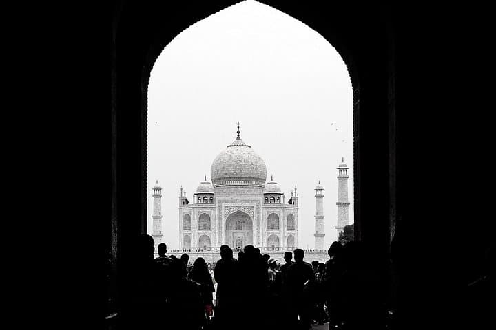 Taj Mahal Sunrise Tour from Delhi: Sunrise Visit, Agra Fort & Mehtab Bagh photo 3