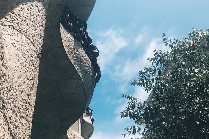 Private Modern Architecture Tour in Barcelona — 4-Hour Guided Modernist & Contemporary Landmarks photo 6