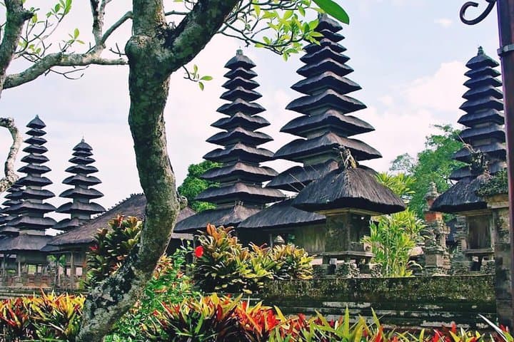 Bali UNESCO World Heritage Day Tour — Taman Ayun, Ulun Danu, Jatiluwih & Tanah Lot photo 3