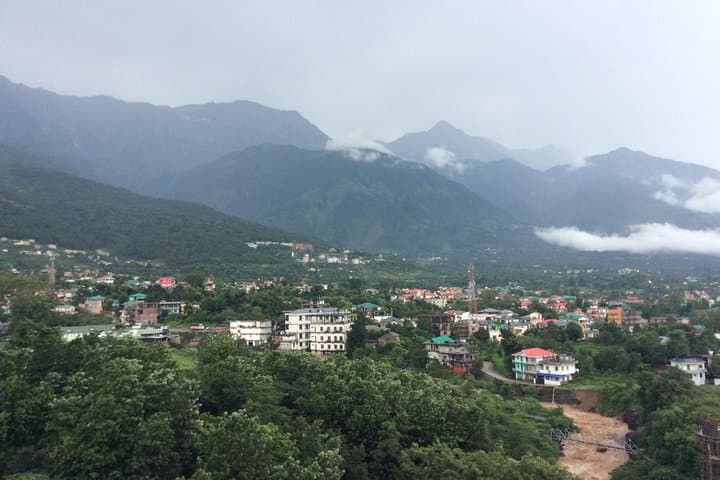 Dharamshala Full-Day Customizable Sightseeing Tour — Tsuglagkhang, Bhagsunag & Naddi Viewpoint photo 6