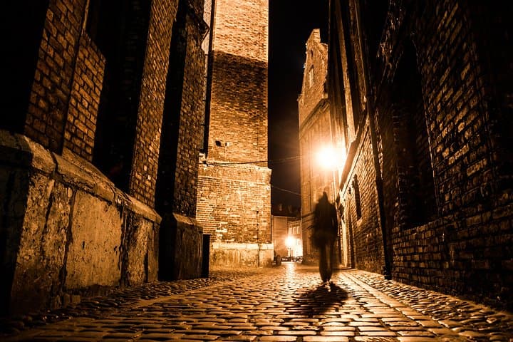 Ripper-Vision Jack the Ripper Walking Tour in Whitechapel, London photo 3