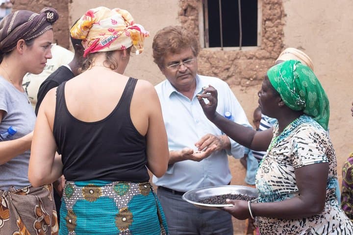 Hands-On Rwandan Coffee Experience: Harvest, Roast & Brew Near Muhanga photo 2