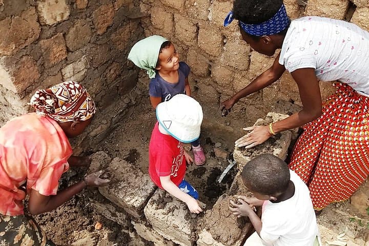 Hands-On Traditional Construction Workshop in Rural Rwanda photo 3