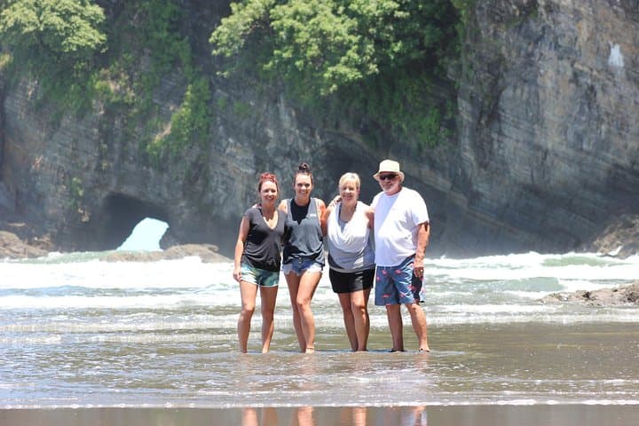 Dominical Waterfall Tour: Lush Cascades & Osa Rainforest Day Trip photo 2