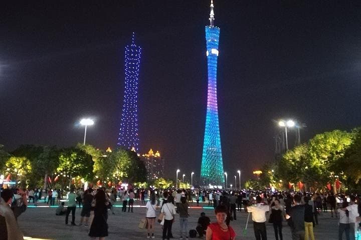 Guangzhou Night: Cantonese Dim Sum and Pearl River VIP Cruise photo 5