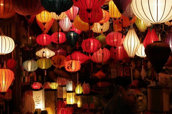 Marble Mountains to Hoi An: Evening Tour & Dinner from Da Nang photo 2