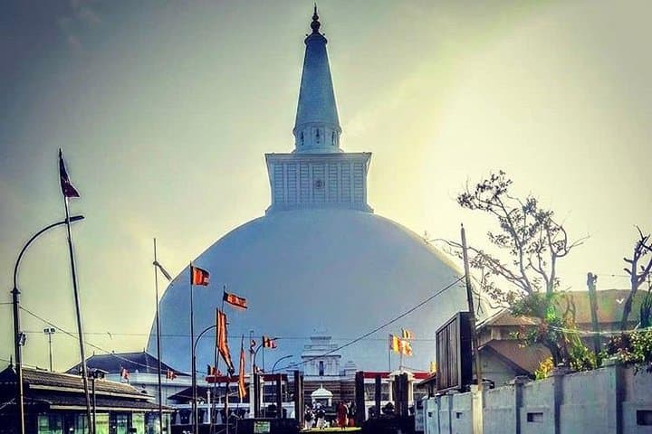 Half-Day Tour Anuradhapura Mihintale Ancient Temples Sunset photo 3