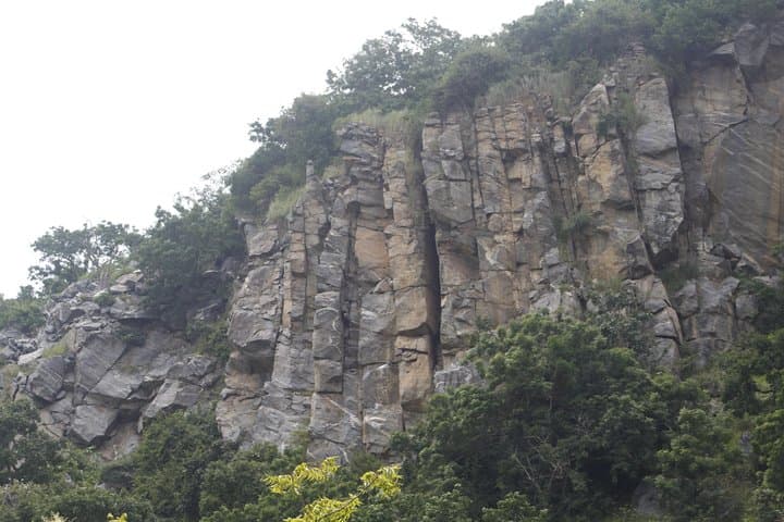 Shai Hills Day Tour — Wildlife, Granite Outcrops & Mogo Cultural View photo 3
