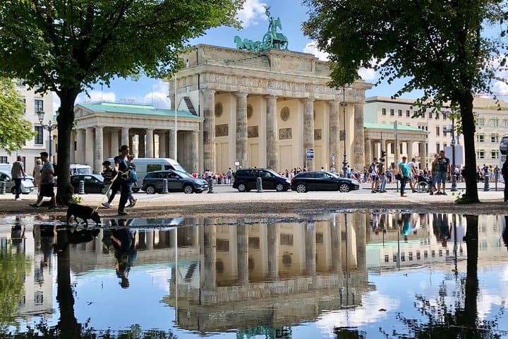 Private Berlin City Center Walking Tour: 4-Hour Historical Highlights Walk photo 6