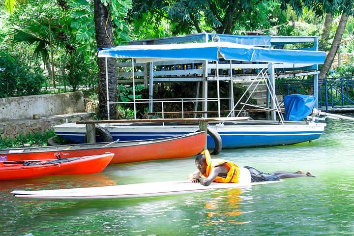 Akosombo Dam & Volta Lake Cruise — Day Tour from Accra photo 4
