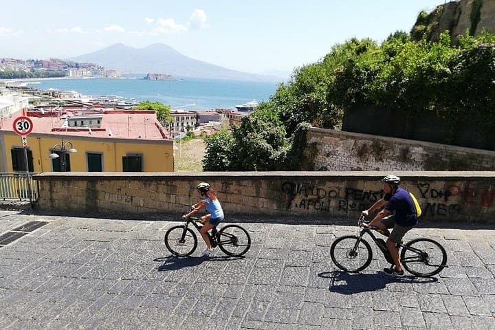 Naples Panoramic E‑Bike Ride and Fried Pizza Tasting in Posillipo photo 6
