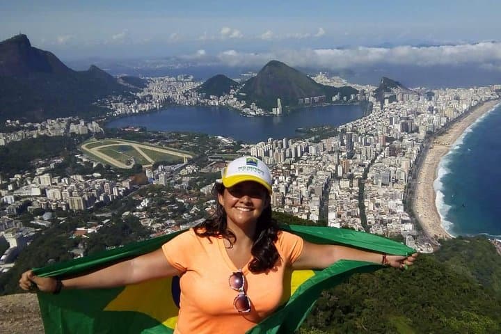 Hiking Vidigal Favela and Morro Dois Irmaos for Rio's 360° View photo 4