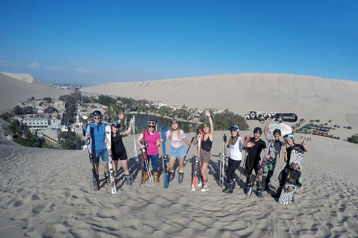 Huacachina Sandboard & Sandski Adventure: Pro Lessons and Dune Buggy Rides in Ica photo 5