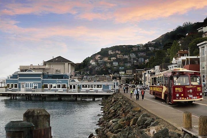 Explore San Francisco by Hop-On Hop-Off Bus: 2-Day City Loop + Night Tour photo 3