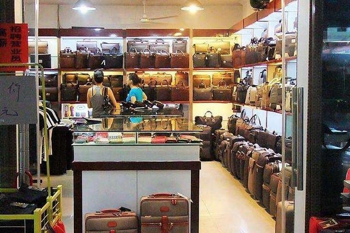 Guangzhou Private Shopping Tour with Local Market Guru photo 6