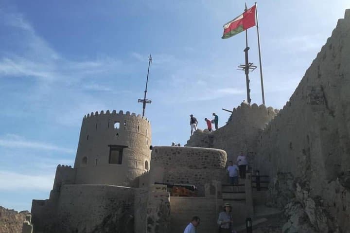 Muscat City Essentials: Grand Mosque, Muttrah Souk & Old Forts