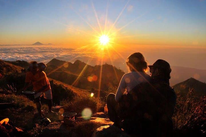 Complete Mt Rinjani 3-Day Summit Trek: Crater Rim, Segara Anak & Hot Springs photo 4