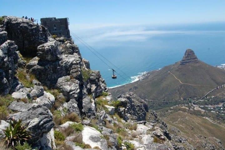 Cape Town Private City Tour — Table Mountain, Bo-Kaap & Robben Island Views photo 5