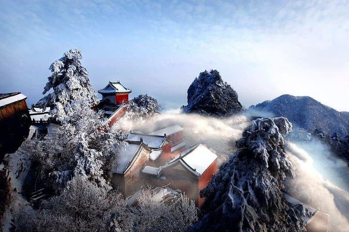 Two-Day Private Wudang Mountain Tour from Wuhan: Taoist Temples, Cable Car & Golden Summit photo 2