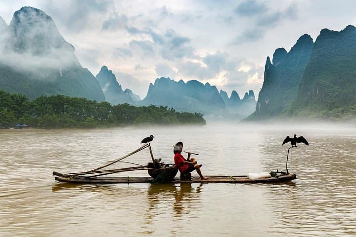 Li River Cruise to Yangshuo: Private Day Tour Through Guilin's Karst Peaks photo 4