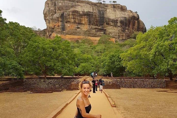 Sri Lanka 8-Day Budget Tour: Sigiriya, Kandy, Ella, Yala & Mirissa photo 4