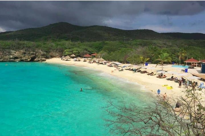 Curacao Complete Island Tour: Willemstad, Flamingos & Shete Boca photo 6