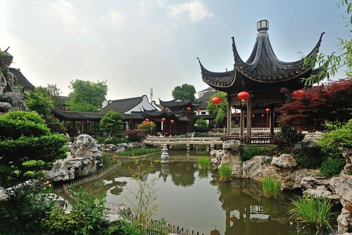 Shanghai Layover Guide: Nanxiang Water Town Tour with Hot Spring Bath photo 4