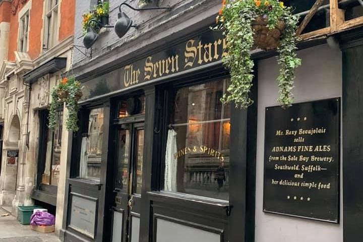 Heritage Pubs of the City of London: Guided Walking Tour & Tastings photo 5