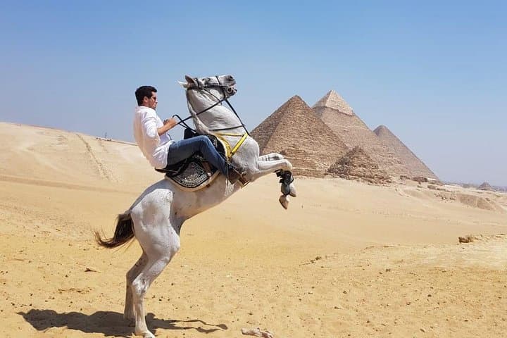 Two-Day Private Cairo Tour: Giza Pyramids, Saqqara & Egyptian Museum photo 6
