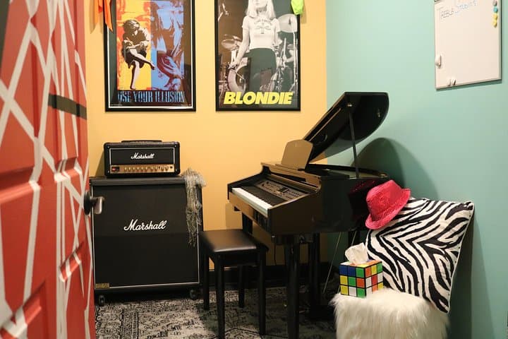 Record Your Voice: Karaoke Session in a Professional Recording Studio, Cocoa Beach photo 3